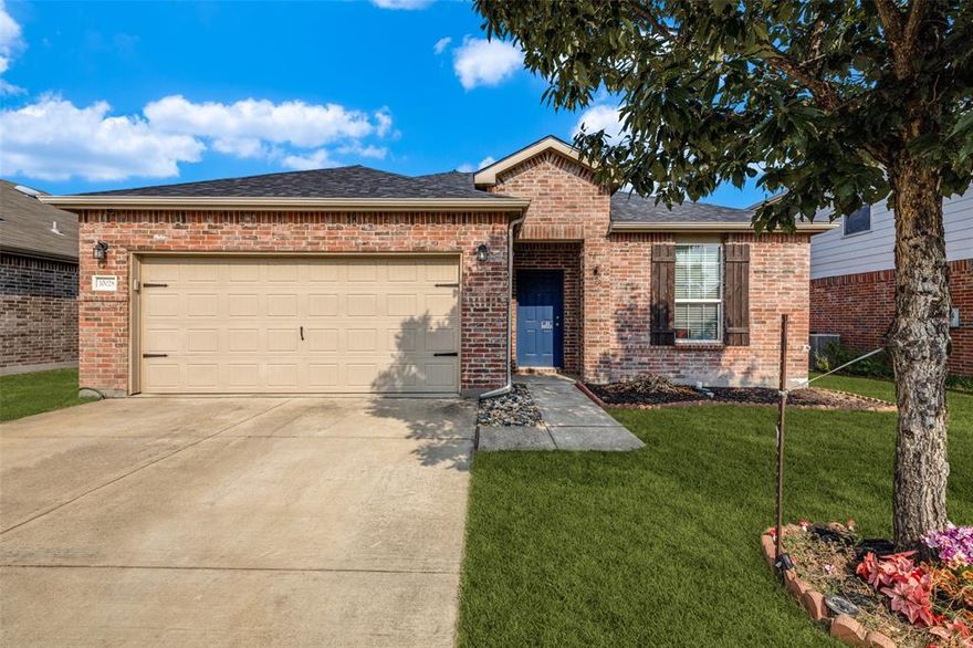 Special Move-In Offer! Pay only $1,425 for two month’s rent when you sign a 12+ month lease! (Full deposit and first month’s rent due at move-in.) Charming 3-Bedroom, 2-Bathroom Home with Solar Panels, Tankless Water Heater, New Carpet, and a New air conditioning unit!

Discover this well maintained 3-bedroom, 2-bathroom home located in a desirable Fort Worth neighborhood. This property combines comfort, sustainability, and convenience all in one. The spacious, well-lit bedrooms offer ample closet space, while the bathrooms include an extended walk-in shower in the main bath for added luxury. The open living area provides a bright and welcoming space perfect for relaxing or entertaining, and the kitchen comes equipped with appliances, refrigerator, generous cabinet storage, and a functional layout ideal for cooking and hosting.

Enjoy the energy efficiency of solar panels and a tankless water heater, along with the comfort of a brand-new air conditioning unit and brand new carpet throughout the home. Step outside to a private, fully fenced backyard, perfect for outdoor activities or quiet evenings. And take advantage of the two-car garage for convenient parking and extra storage. The home also includes central heating and air conditioning and is pet-friendly.

Residents will appreciate access to the HOA amenities. Conveniently located near major highways, shopping centers, dining options, and top-rated schools. This home also offers easy access to parks, recreational areas, and downtown Fort Worth.

Lease Details:
Rent is $2,195 plus RBP $40, totaling $2,235 per month, with a $2,195 deposit and a 12-month lease term. Available for immediate move-in.

Don’t miss the opportunity to make this fantastic home yours—schedule a showing today!