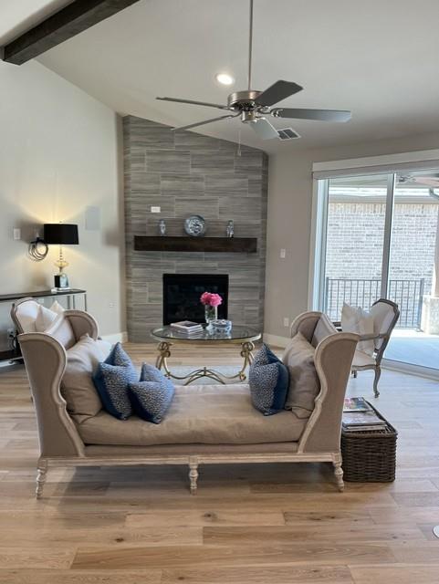 2503 Nueva Way