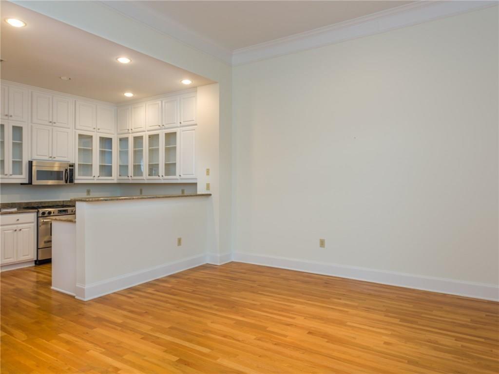 Grenadier - Residential Lease