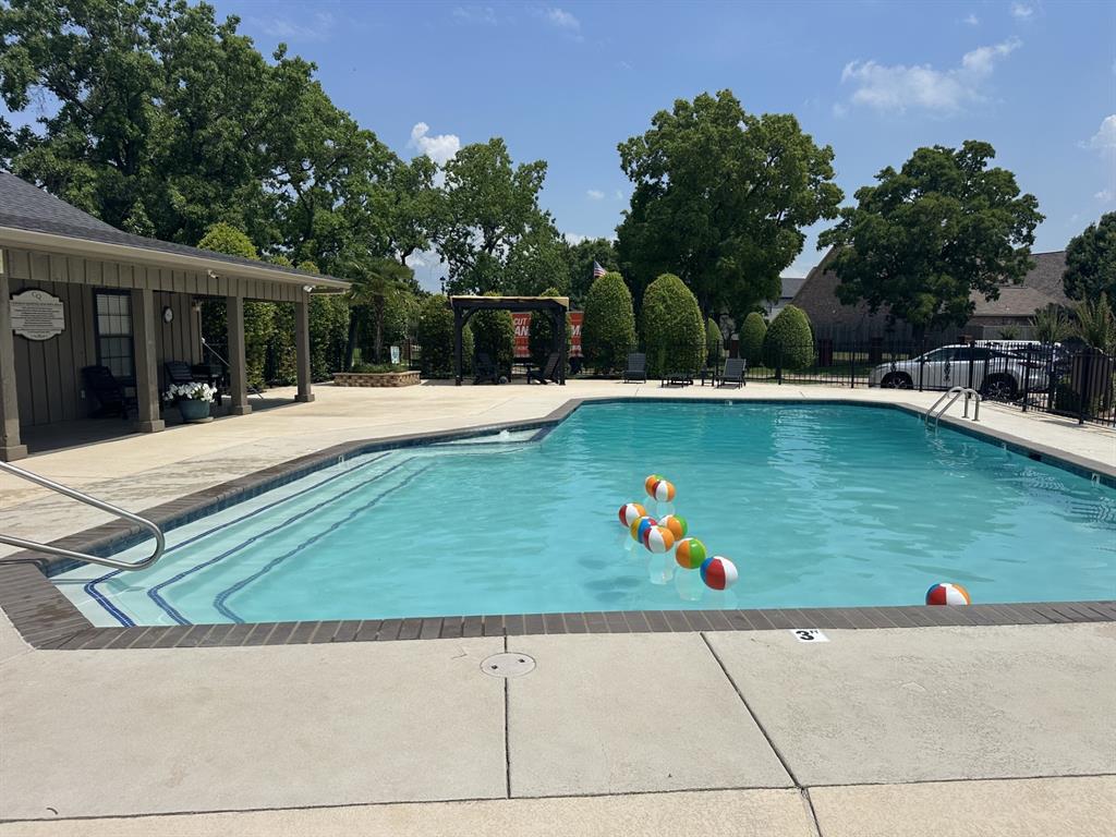 3636 Greenacres Place Drive 57U