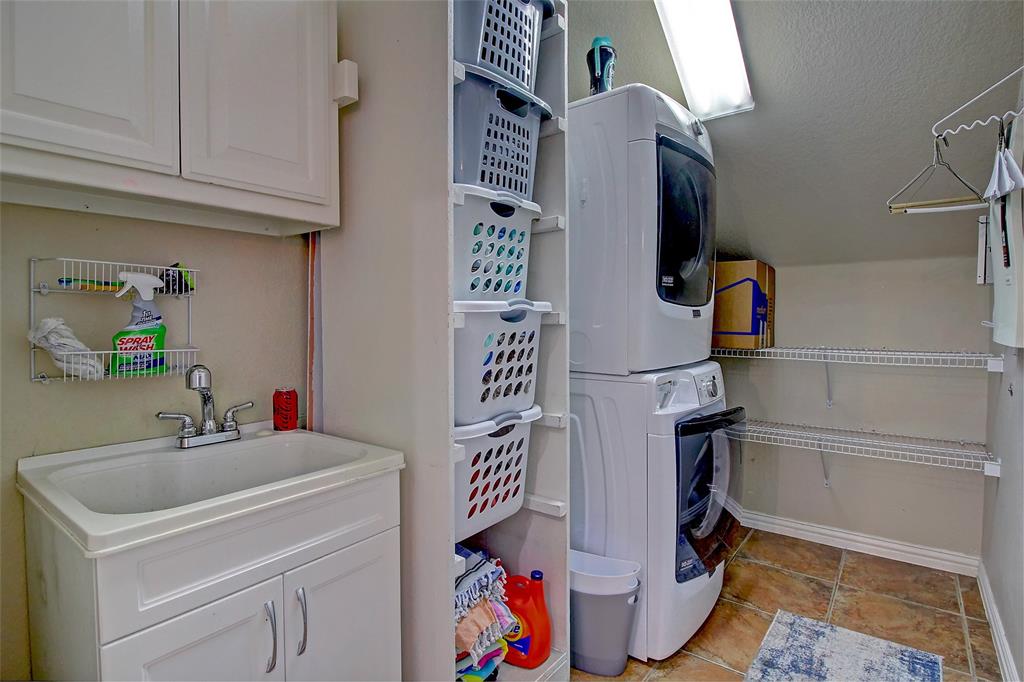 Hunters Creek Ph 9 - Residential