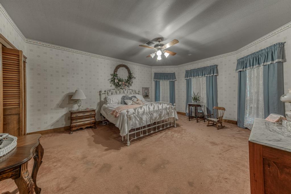 Clear Lake Estate - Residential