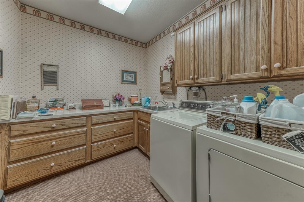 Clear Lake Estate - Residential