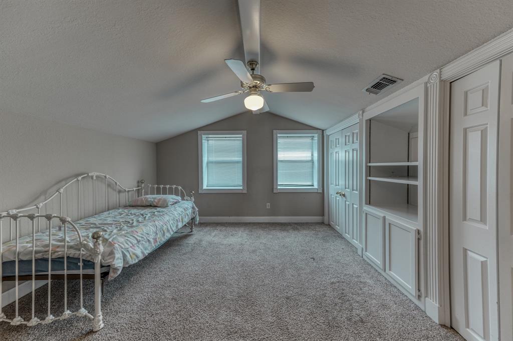 Clear Lake Estate - Residential