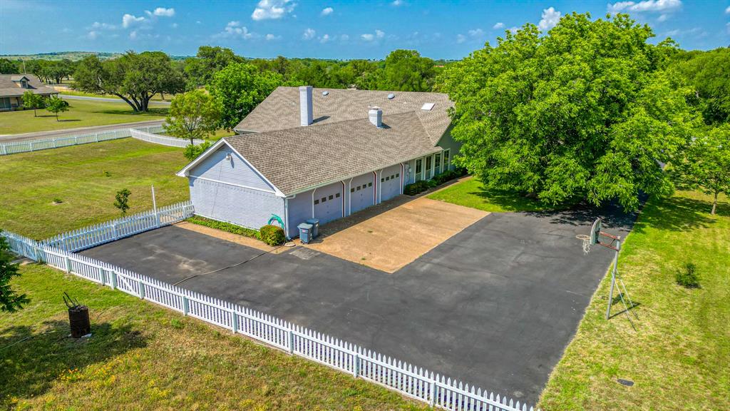 Clear Lake Estate - Residential