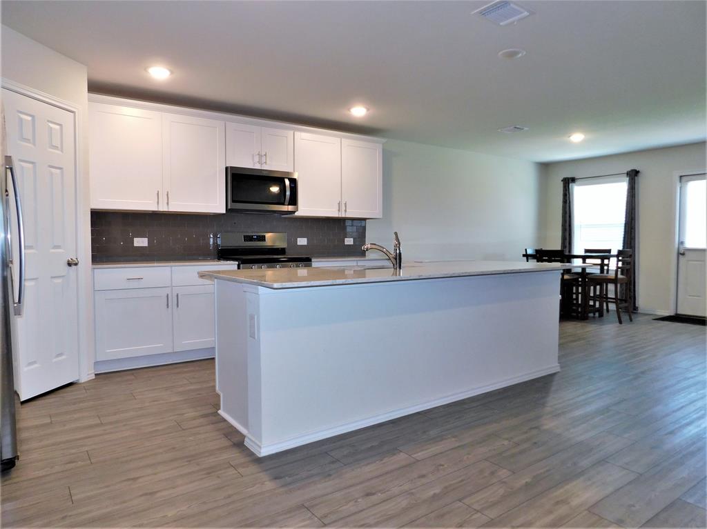 Elizabeth Creek at Alpha Ranch - Residential Lease