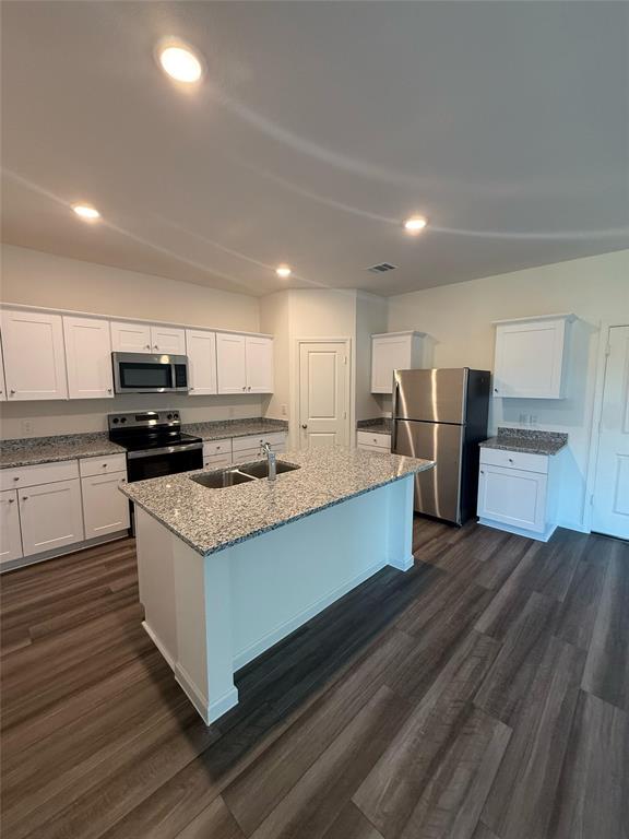 Meadow Park Ph 1a - Residential Lease