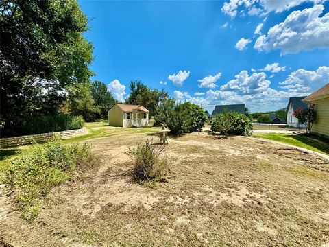 A home in Granbury