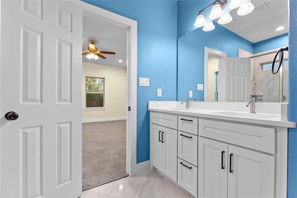 FOOTPRINT RESIDENTIAL FIRST ADDN - Residential Lease