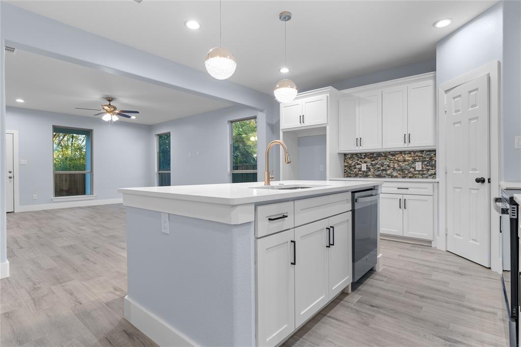 FOOTPRINT RESIDENTIAL FIRST ADDN - Residential Lease