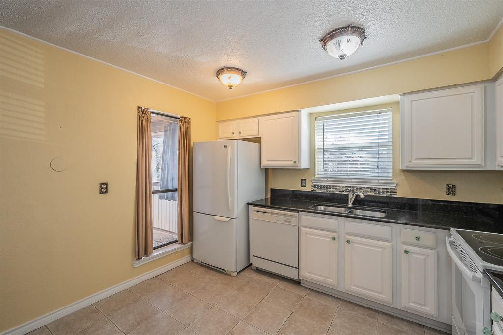 Cloisters Condo The - Residential