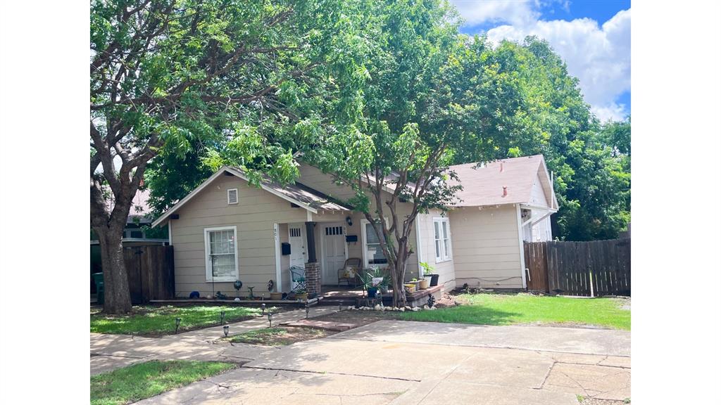 1801 Belle Place