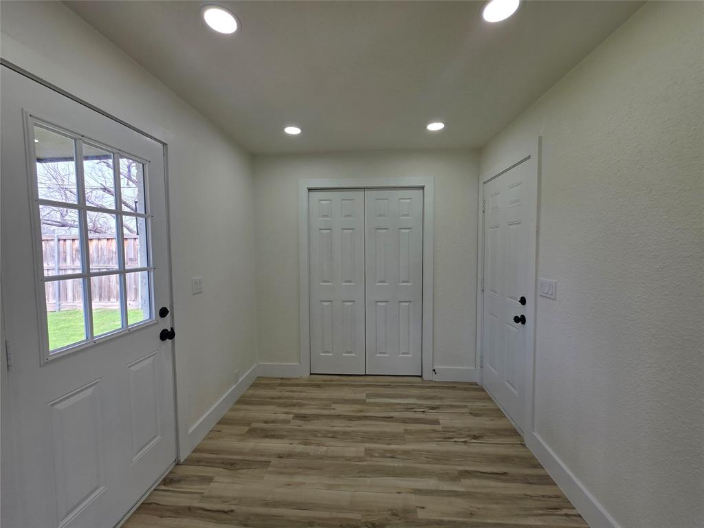 Valwood Park 05 - Residential