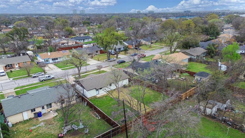 Valwood Park 05 - Residential