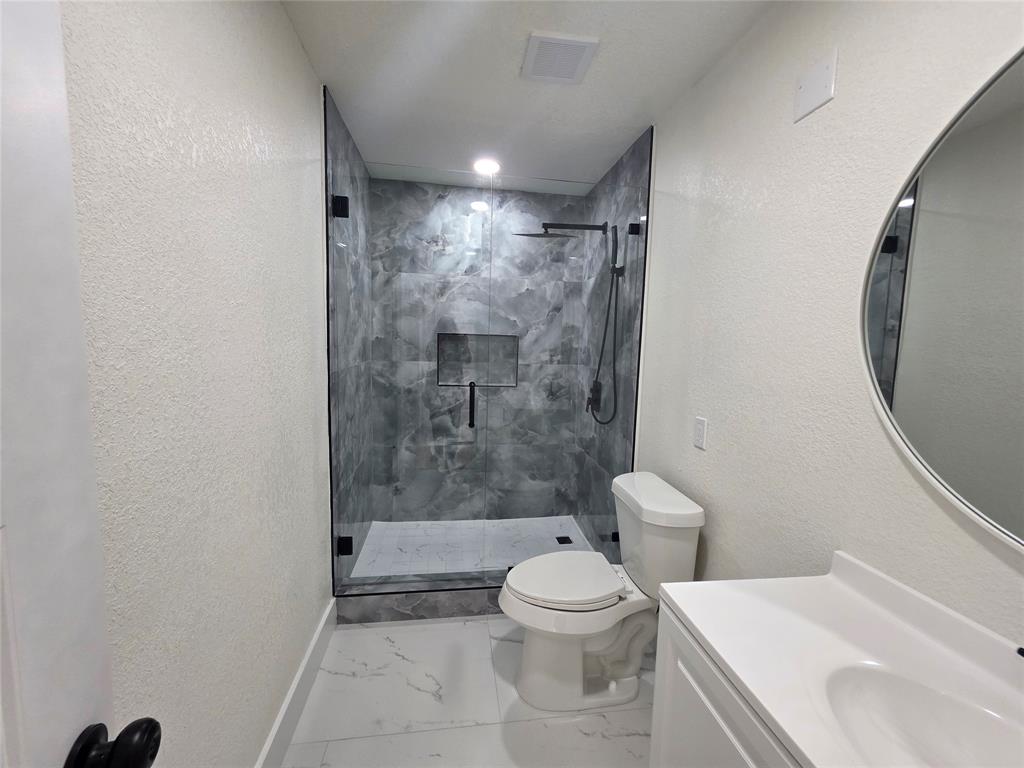 Valwood Park 05 - Residential