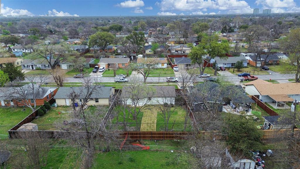 Valwood Park 05 - Residential