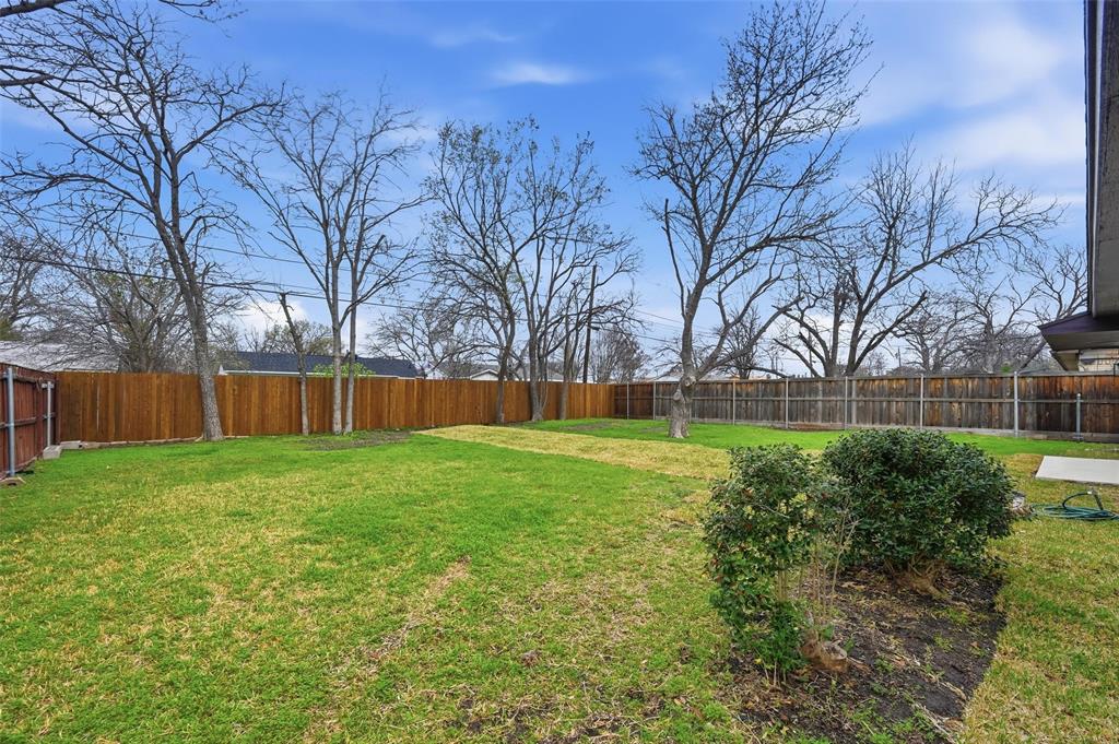 Valwood Park 05 - Residential