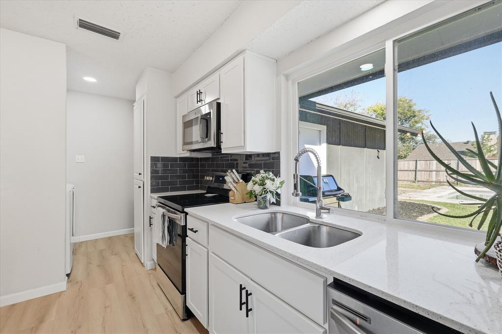 Rollingwood Estate 3 - Residential