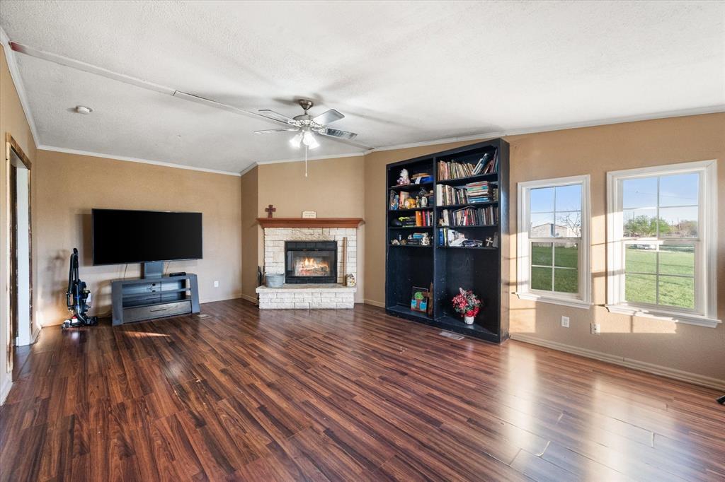 Goss Sub Hwy 31 N - Residential