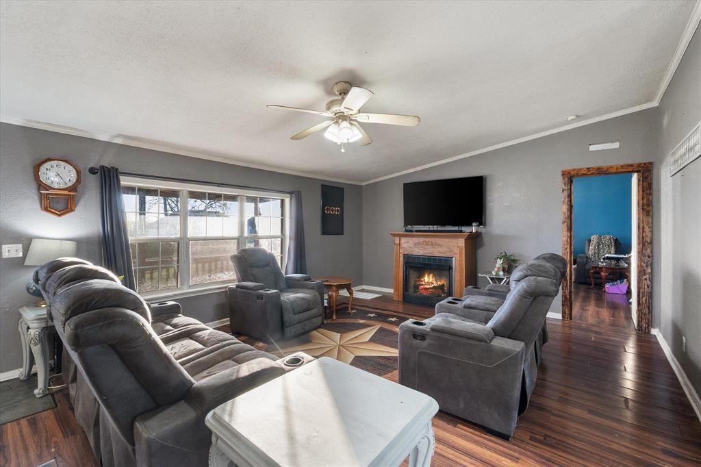 Goss Sub Hwy 31 N - Residential