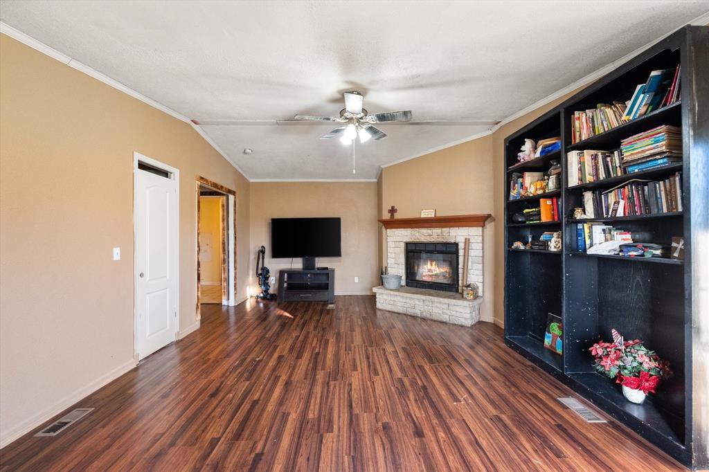 Goss Sub Hwy 31 N - Residential