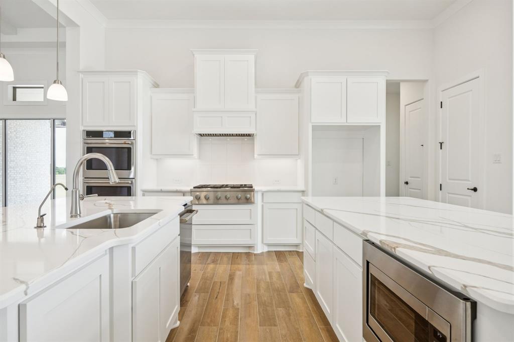 Lakeway Estates - Residential