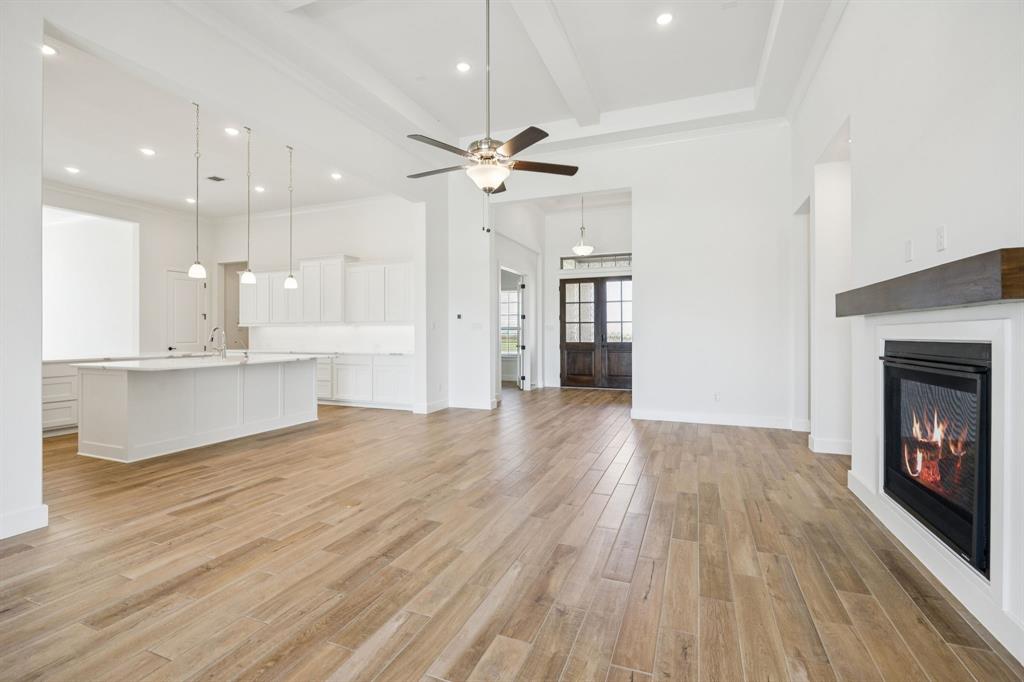 Lakeway Estates - Residential