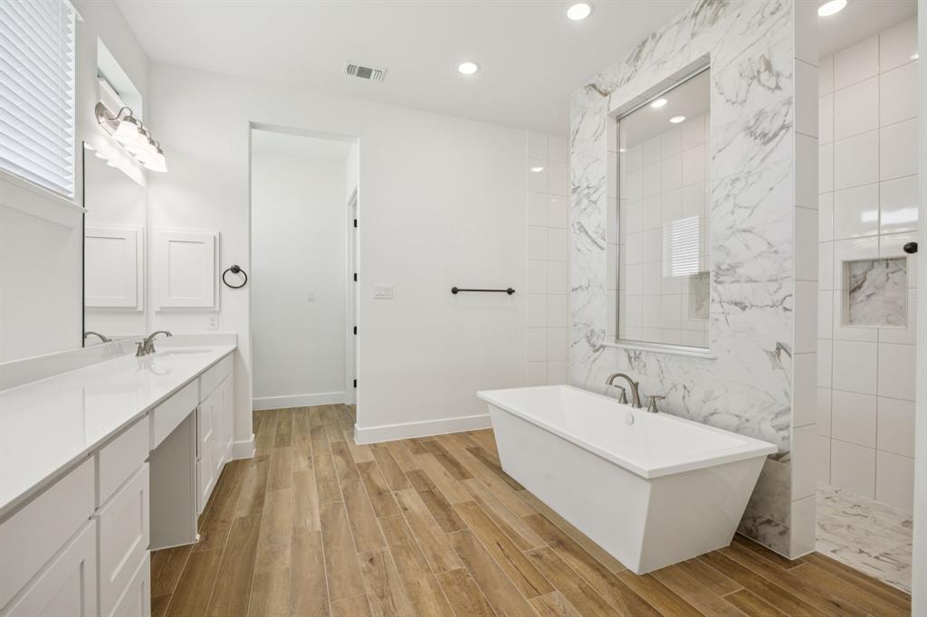 Lakeway Estates - Residential