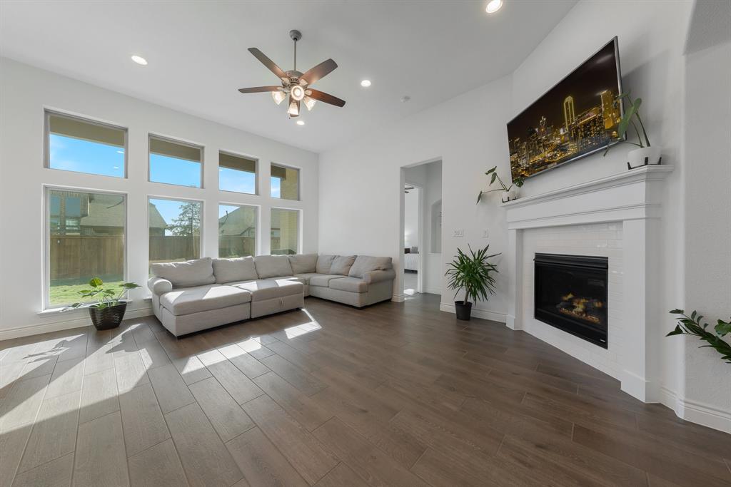 309 Cowling Drive