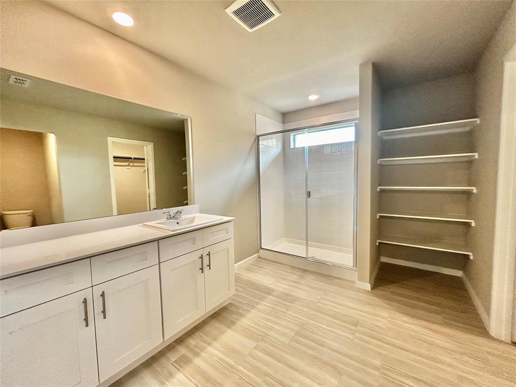 River's Edge - Residential Lease