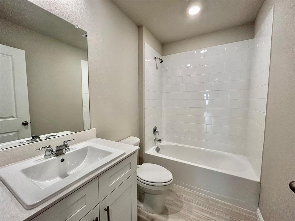 River's Edge - Residential Lease