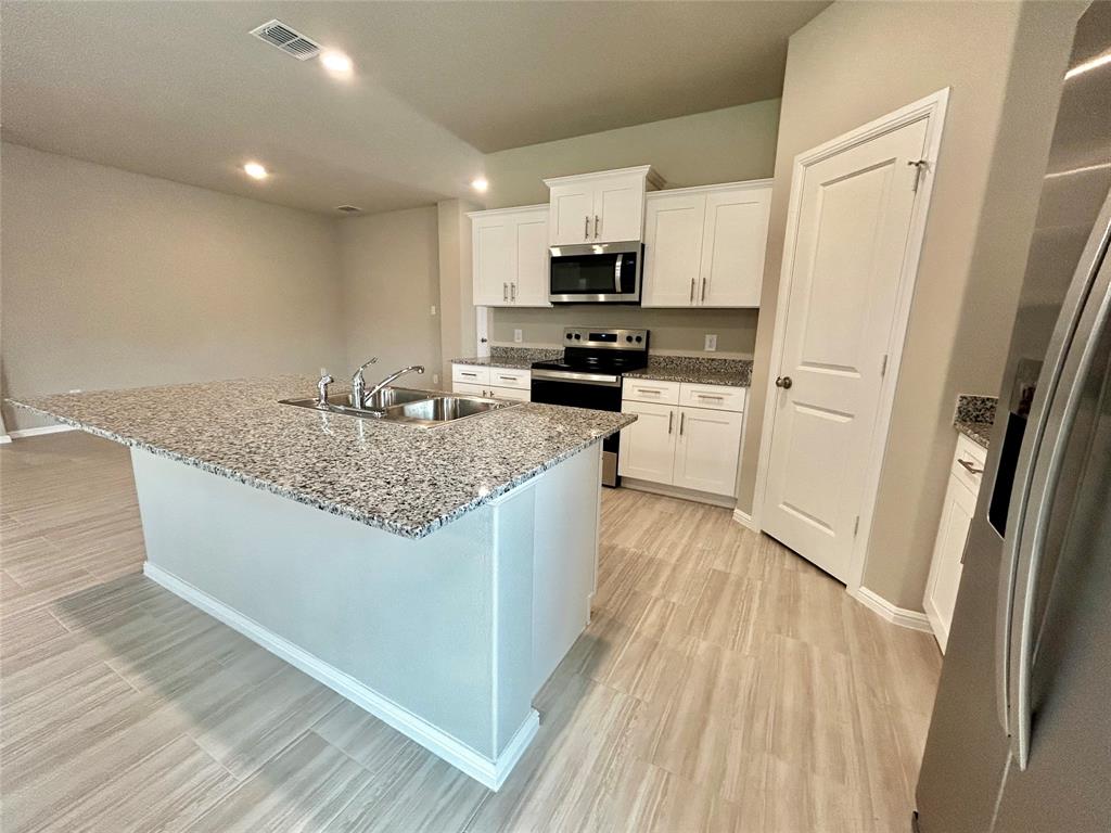 River's Edge - Residential Lease