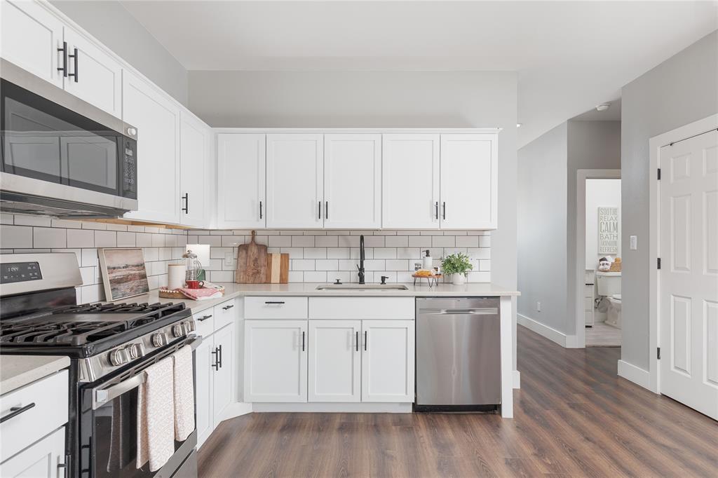 285 N Sherman Avenue