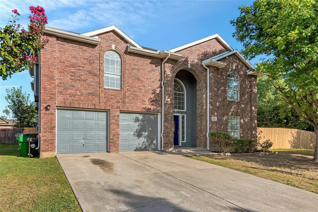 5717 Parkwood Trail