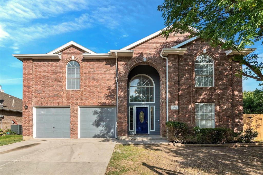 5717 Parkwood Trail