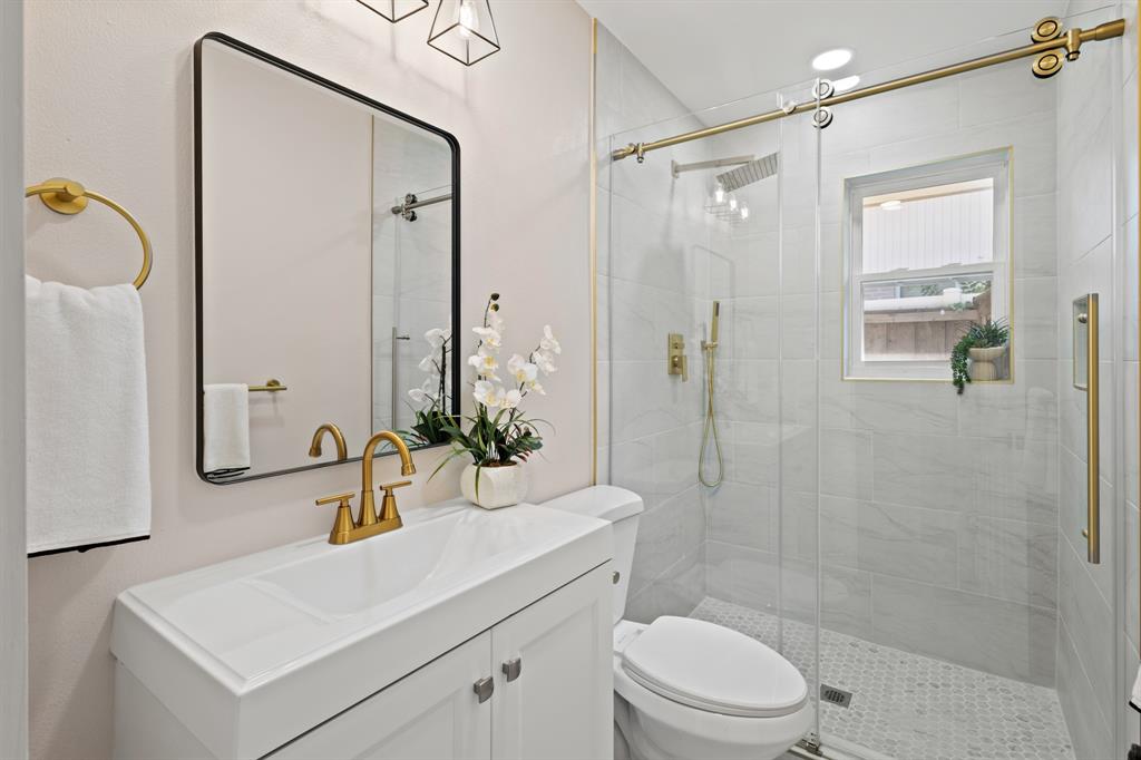 Lochwood Rev - Residential