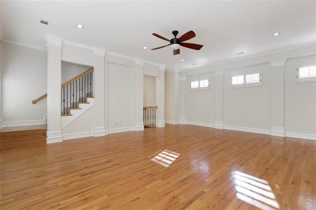 Palm Plaza - Residential Lease