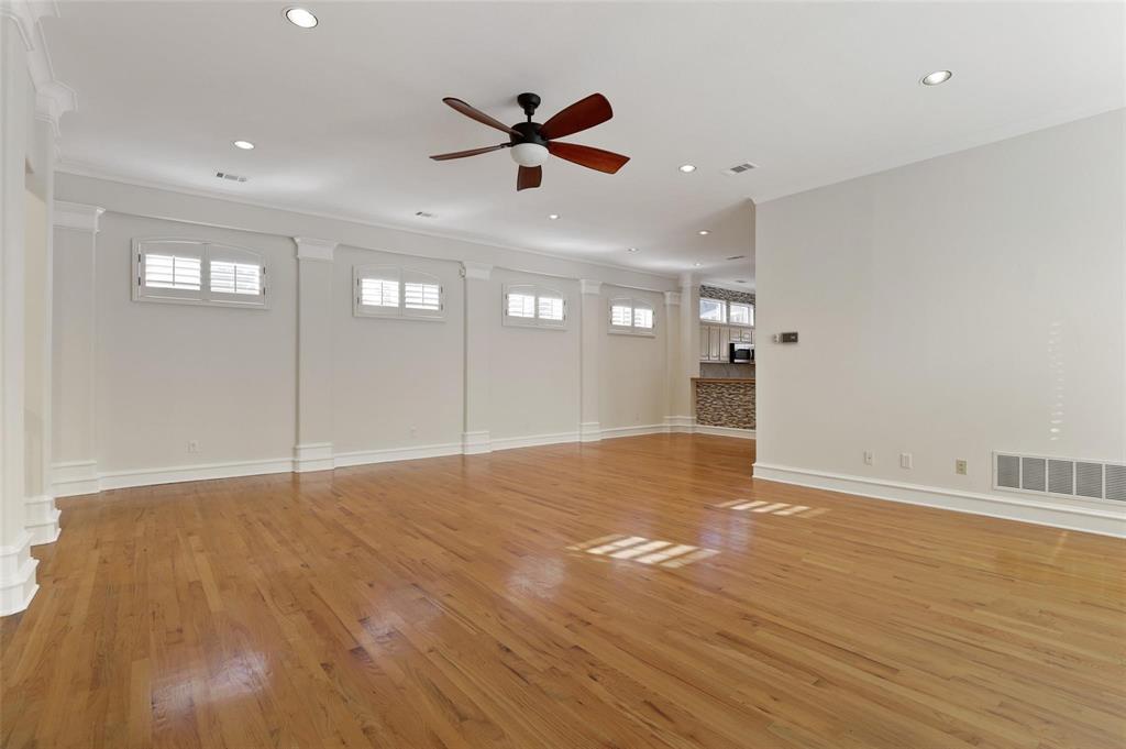 Palm Plaza - Residential Lease