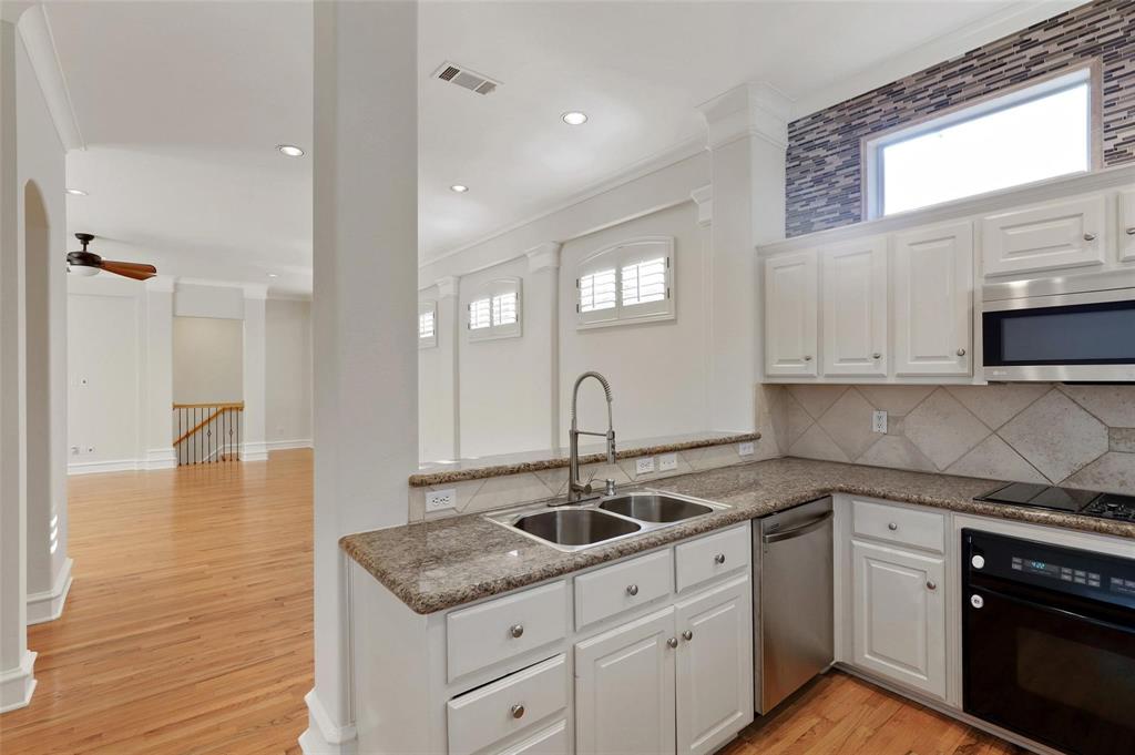 Palm Plaza - Residential Lease