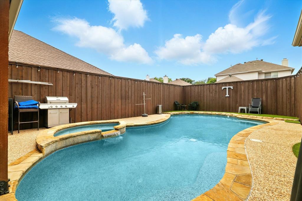 736 Fawn Valley Drive