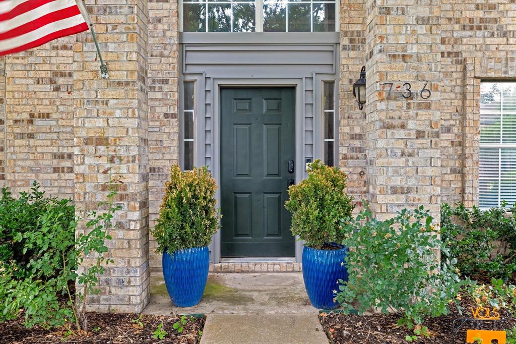 736 Fawn Valley Drive