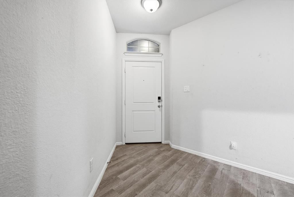 Photo of 9308 Desertrock Road, Fort Worth, TX 76131 (MLS # 21215413)