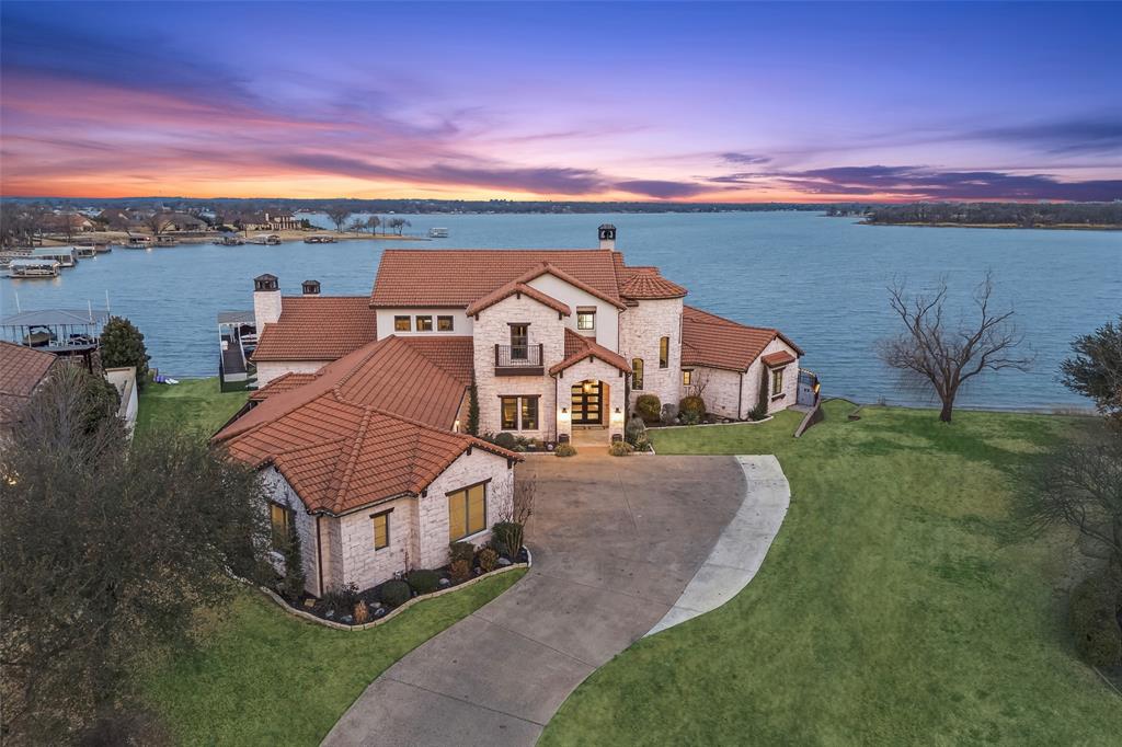 Resort On Eagle Mountain Lake - Residential