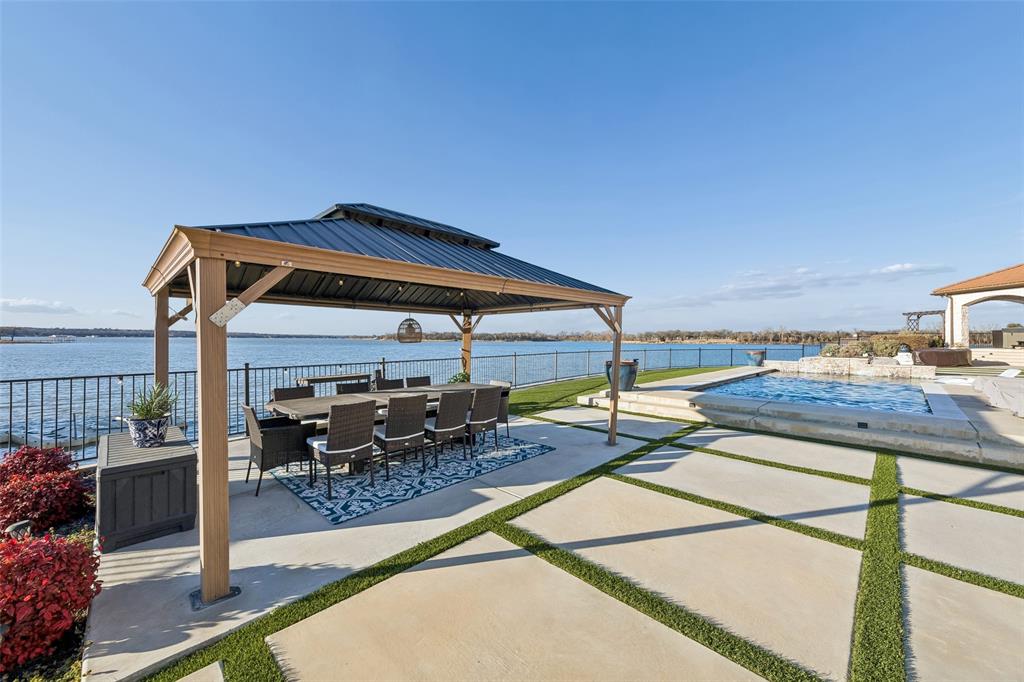 Resort On Eagle Mountain Lake - Residential