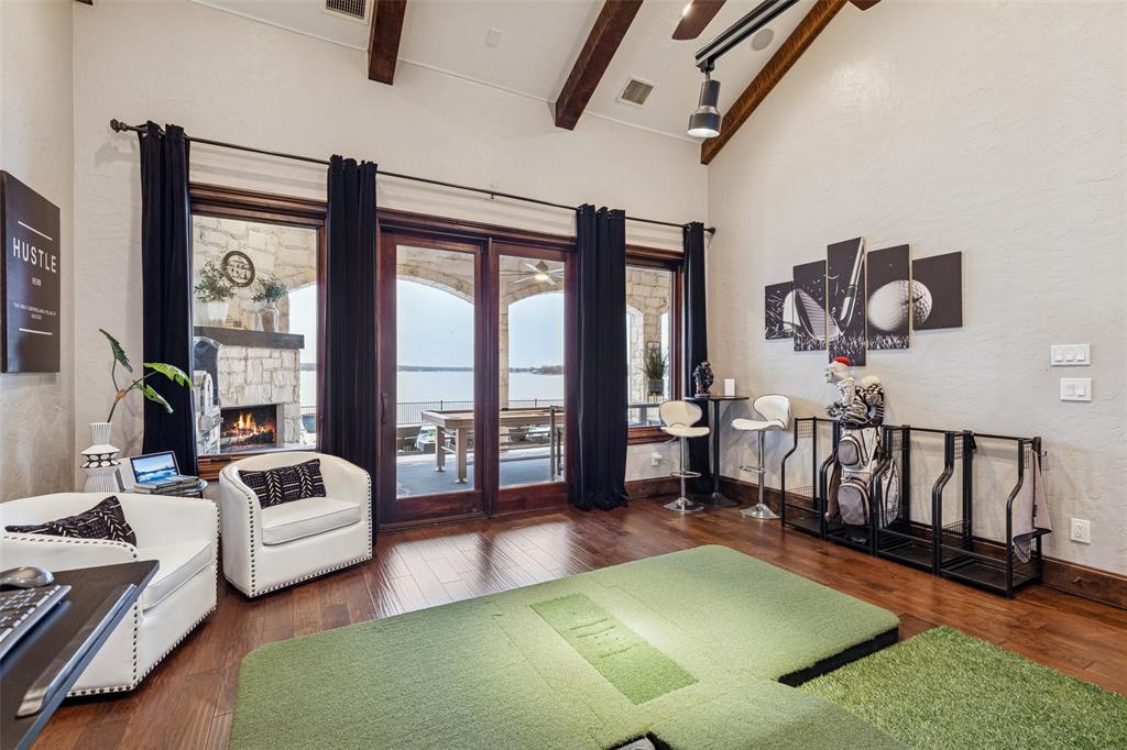 Resort On Eagle Mountain Lake - Residential