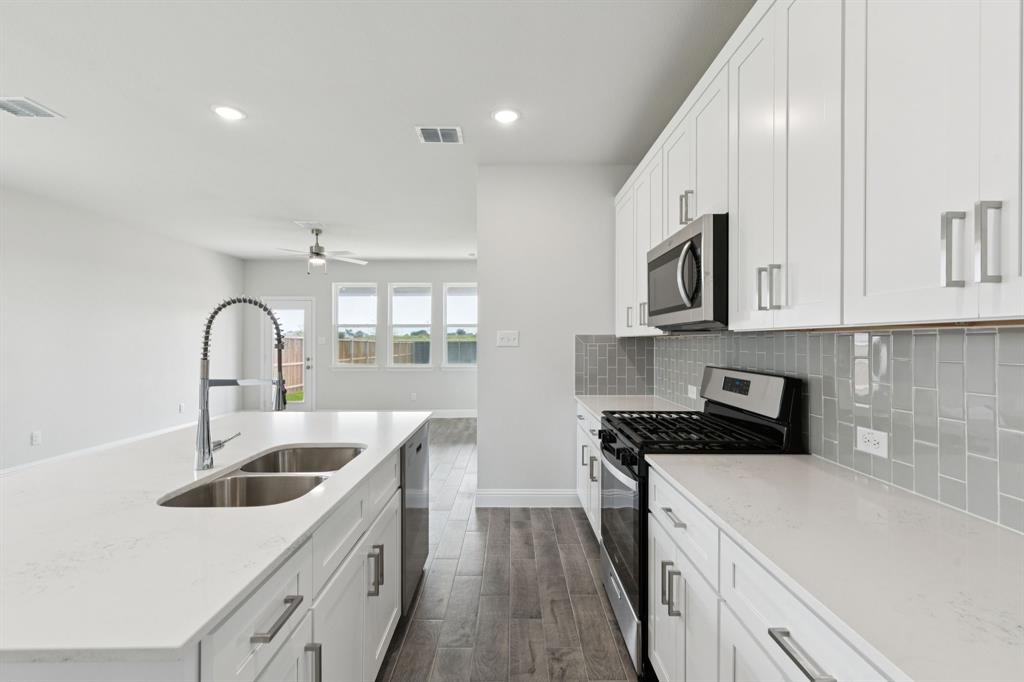 2716 Island Palm Court