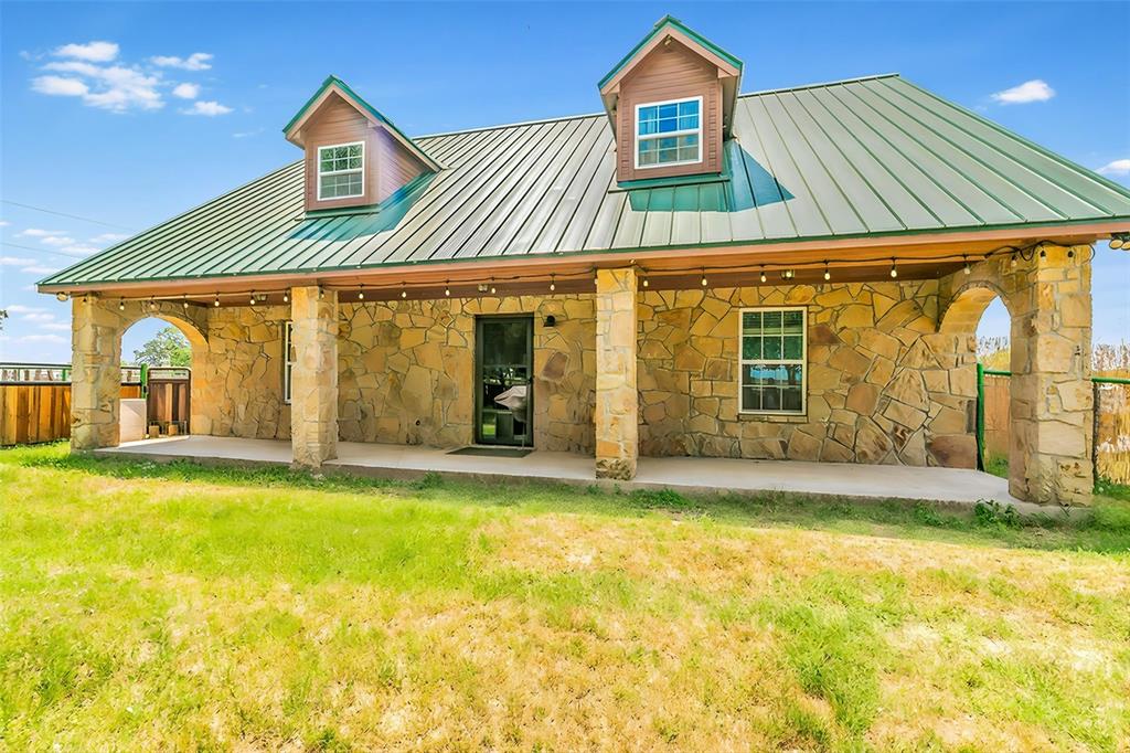 1110 Knob Road