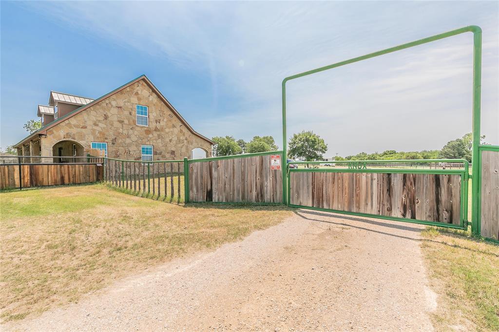 1110 Knob Road
