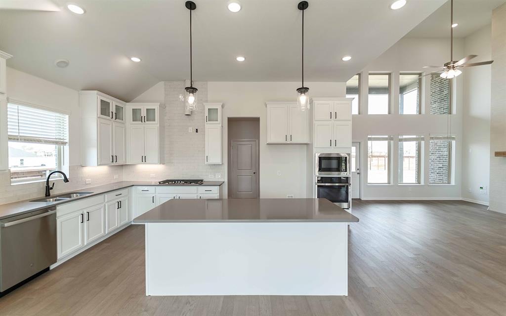1801 Acorn Creek Circle