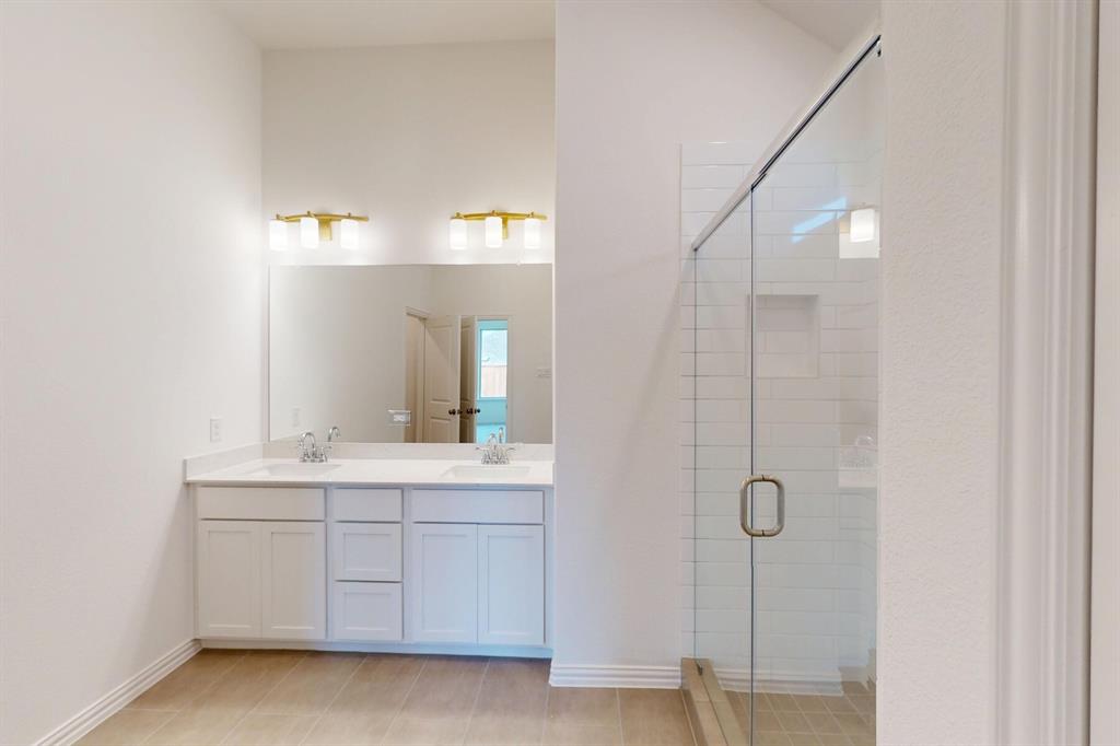 3516 Water Lily Way
